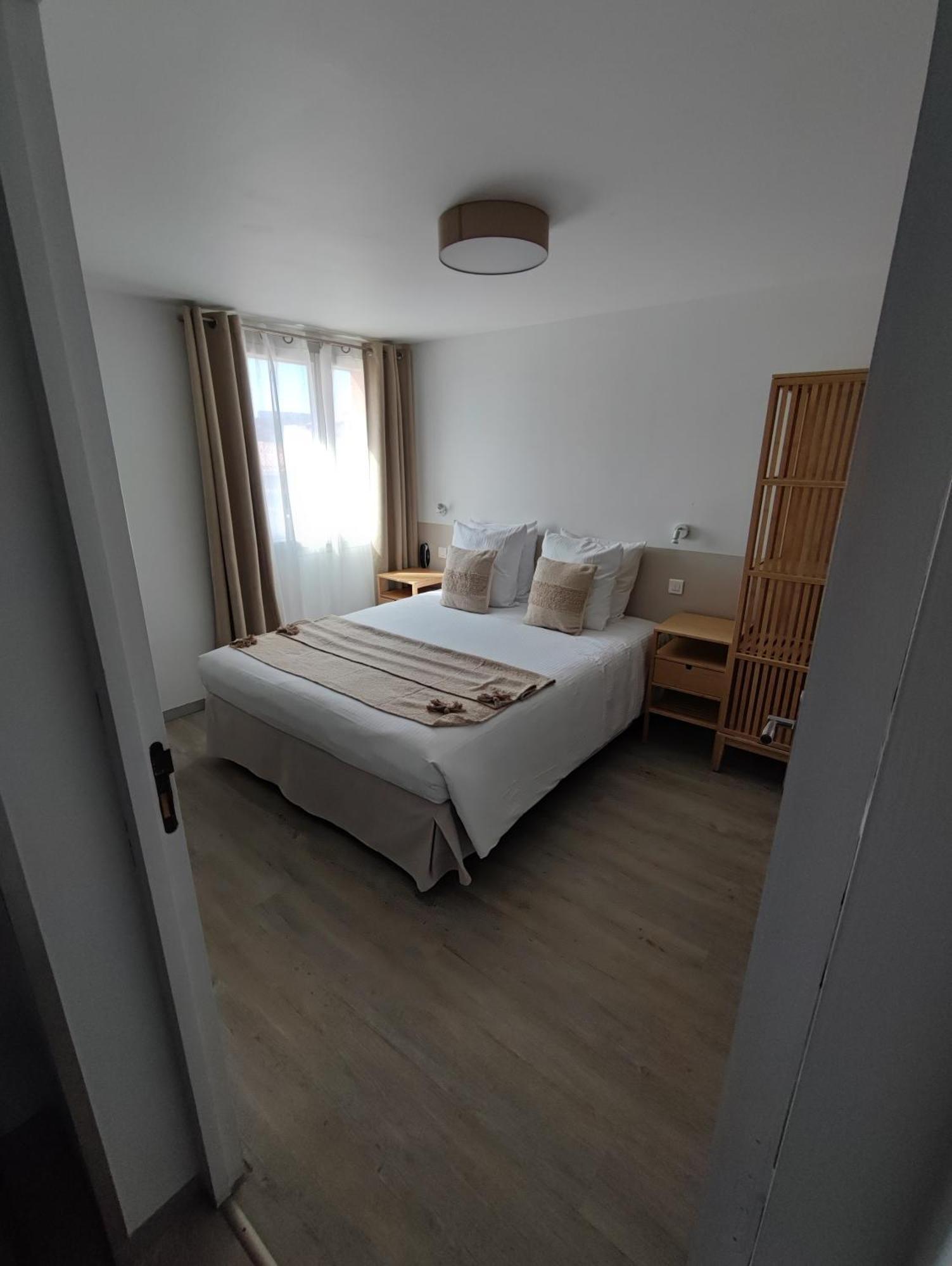 Logis Hotel De La Clape Narbonne-Plage Eksteriør bilde